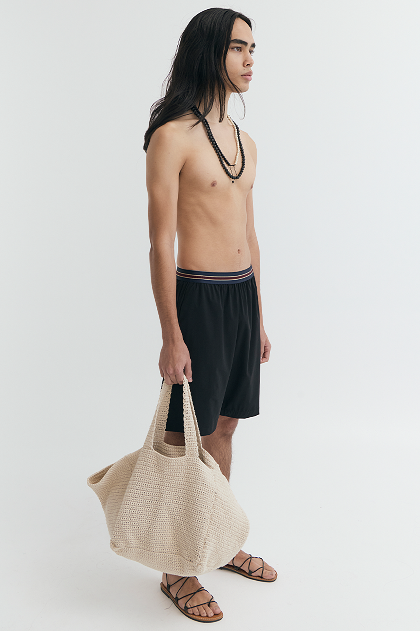 HAND KNITTED TOTE