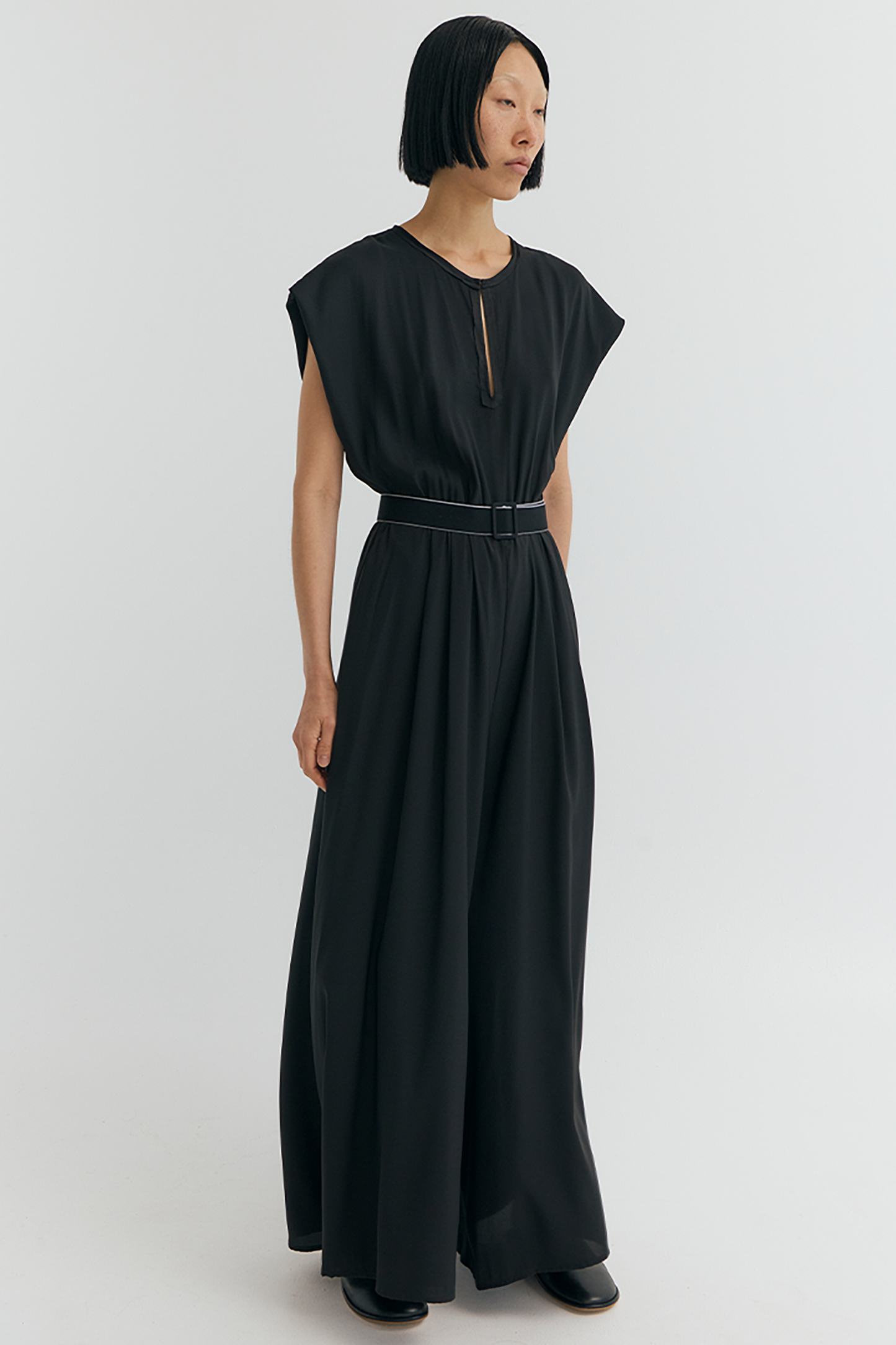 WIDE LEG JUMPSUIT