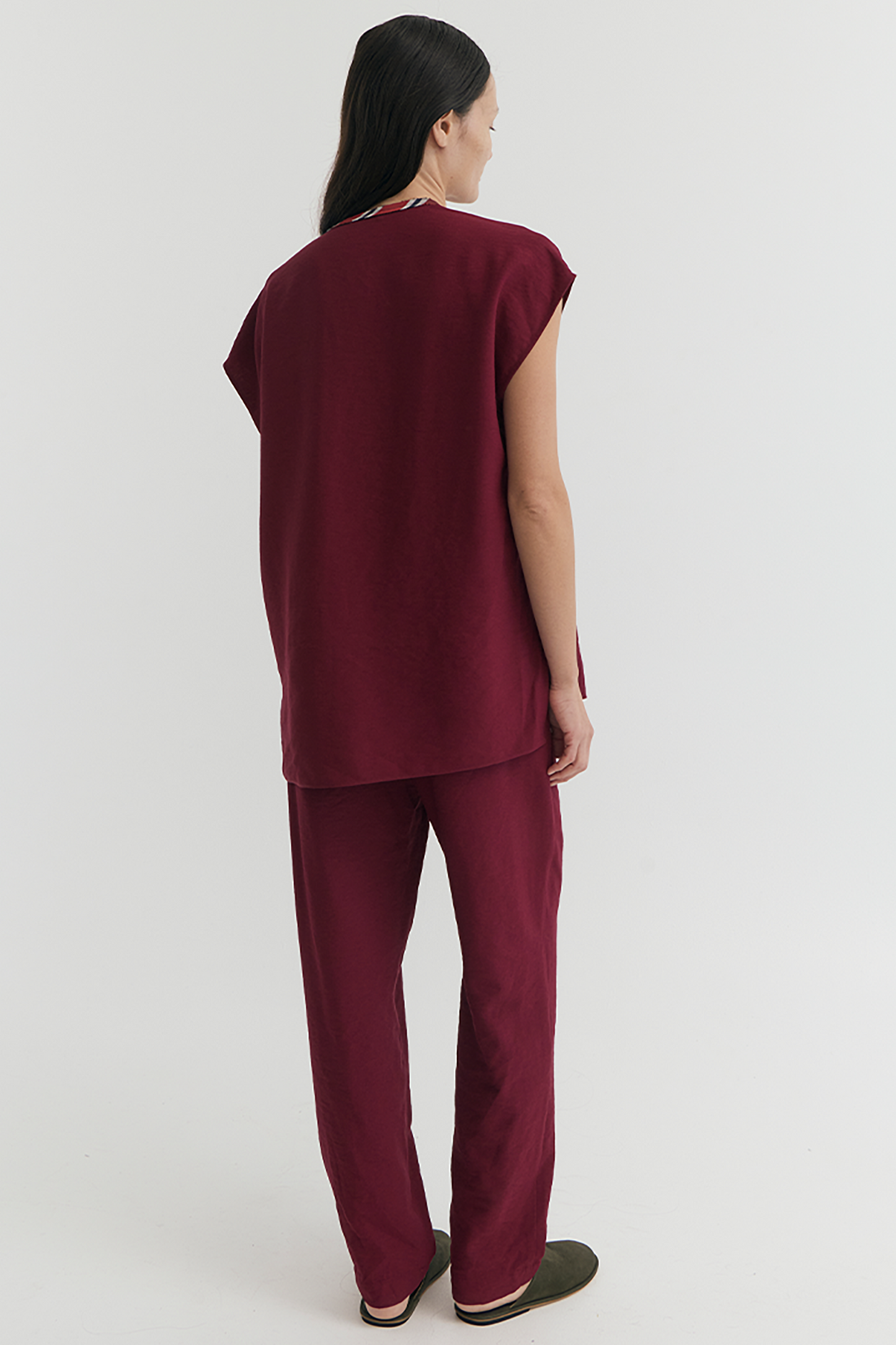 SLEEVELESS SIDE ZIP TOP PLUM