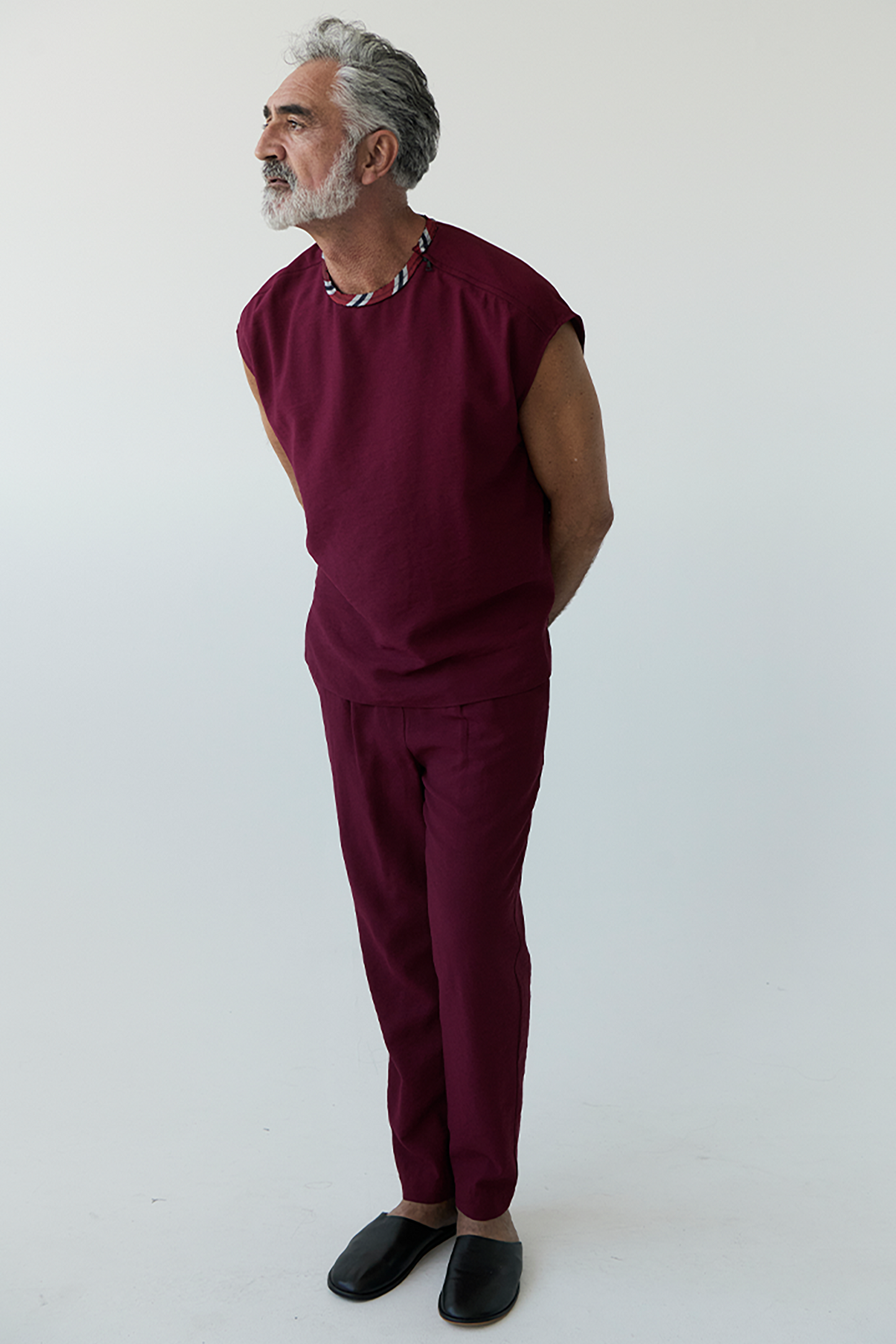 SLEEVELESS SIDE ZIP TOP PLUM