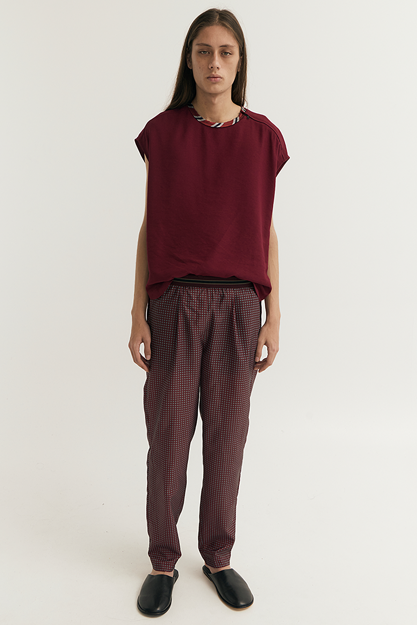 SLEEVELESS SIDE ZIP TOP PLUM