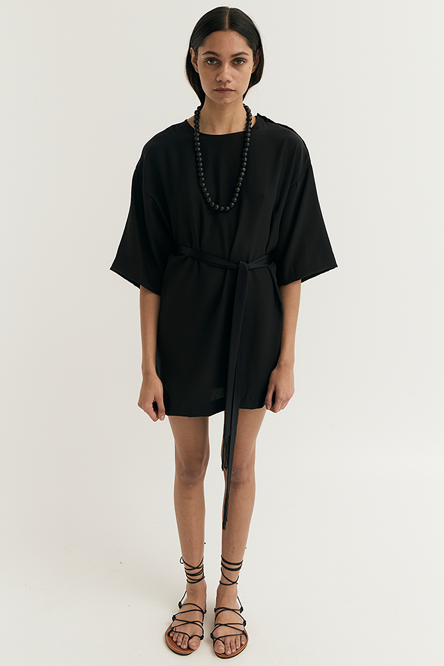 T SHIRT WITH TIE