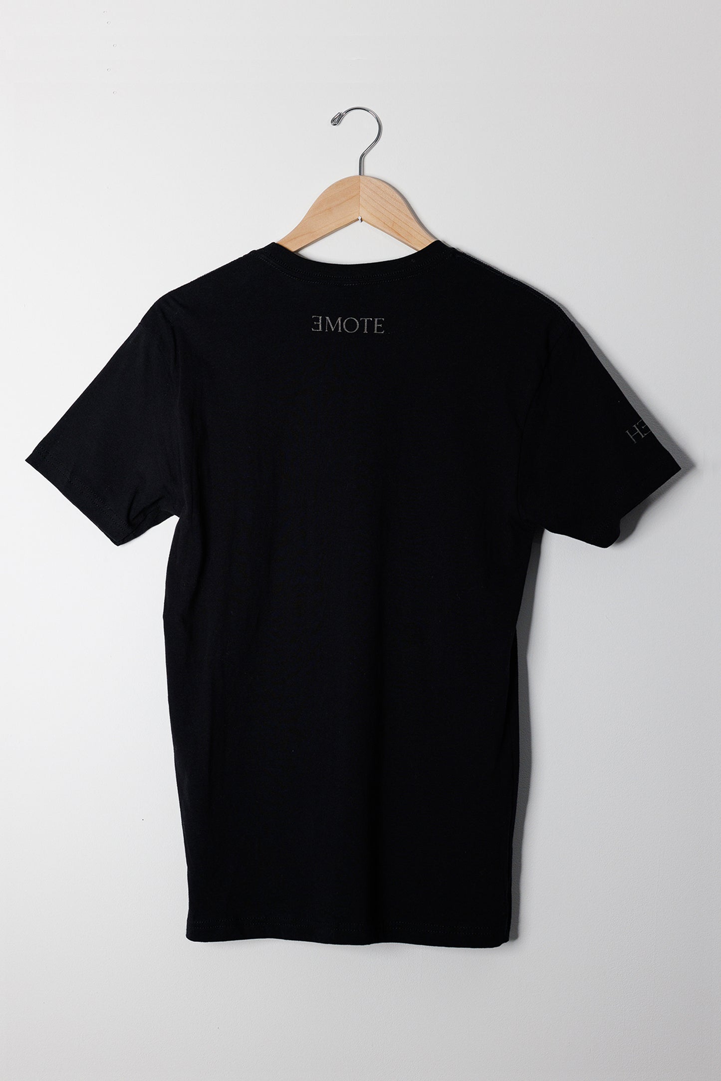 HEEART ON SLEEVE T