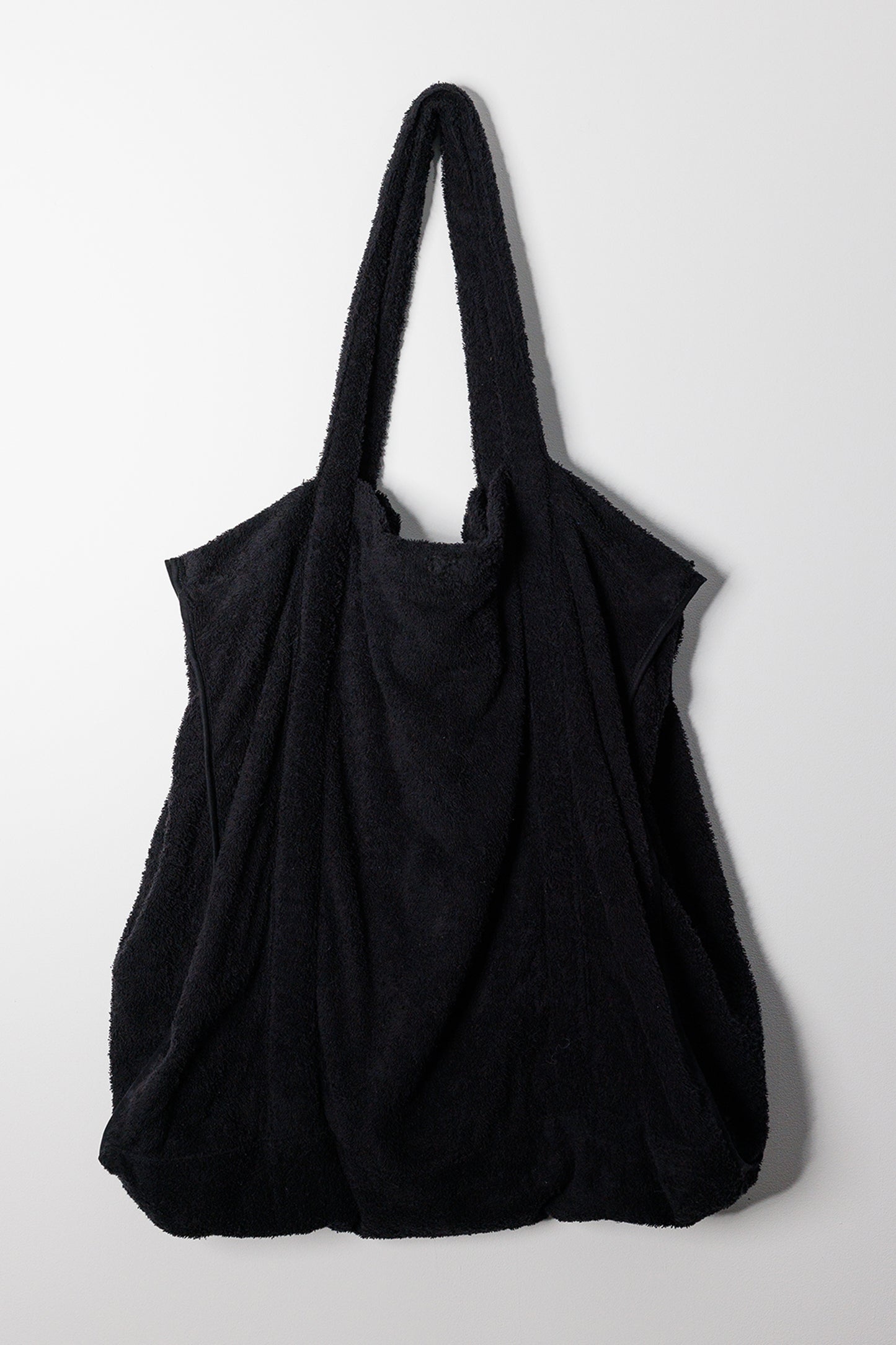 OVERSIZED TERRY TOTE