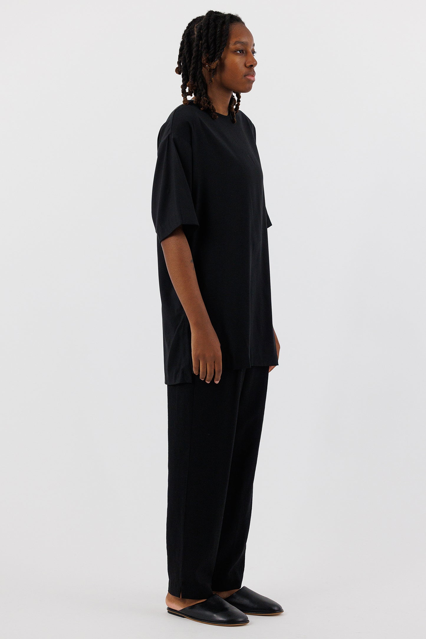 T SHIRT WITH TIE