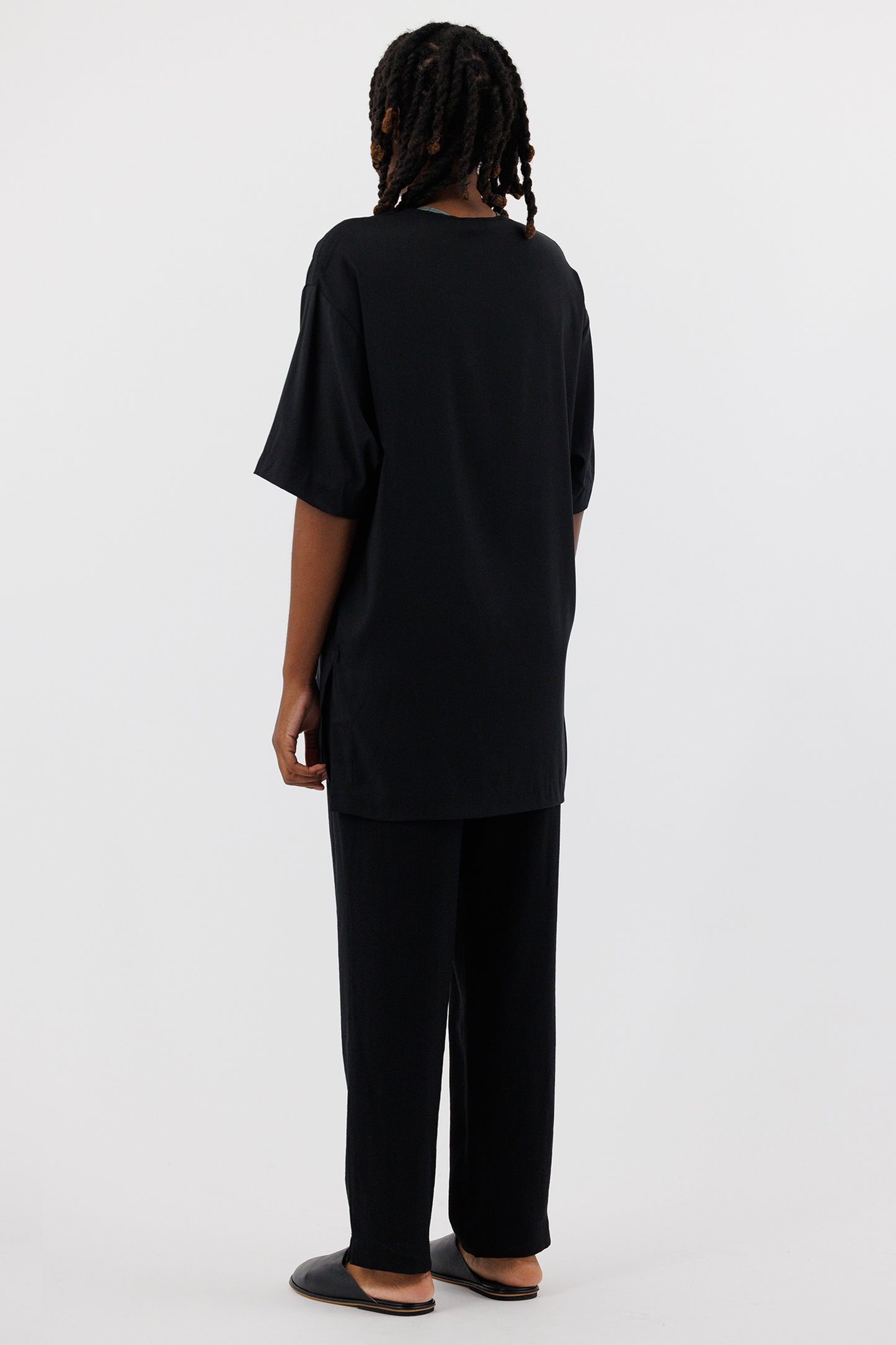 T SHIRT WITH TIE