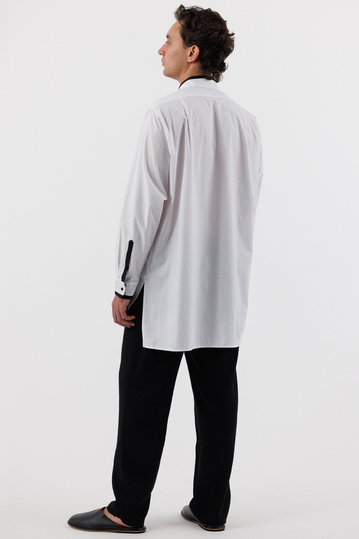 COLLARED TUNIC SHIRT