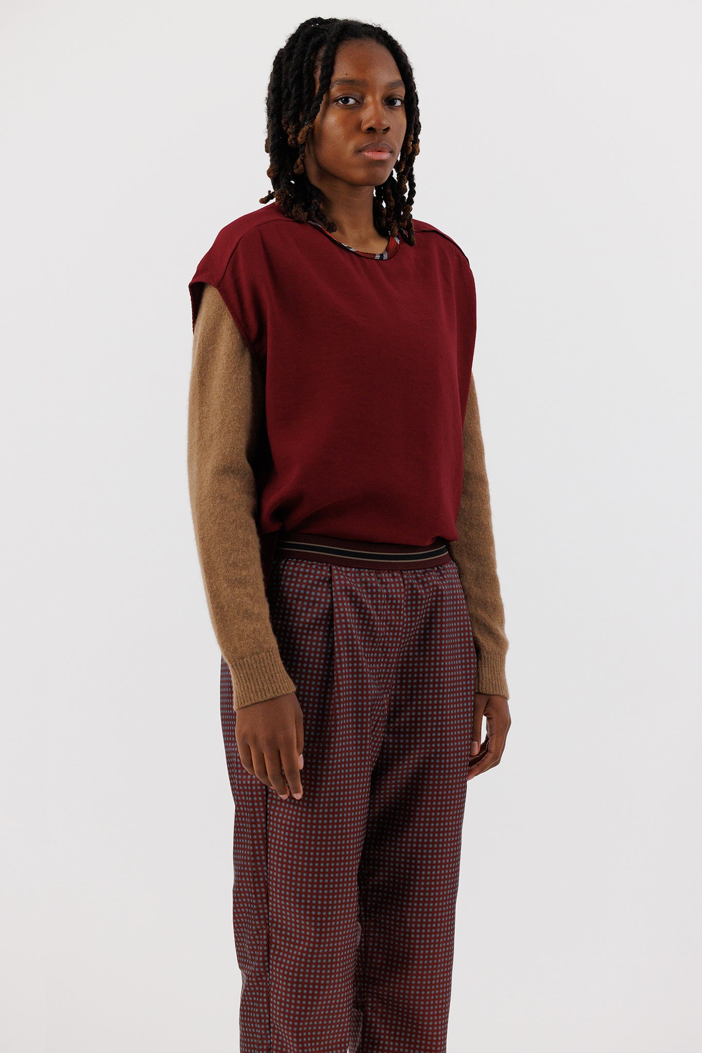 SLEEVELESS SIDE ZIP TOP PLUM