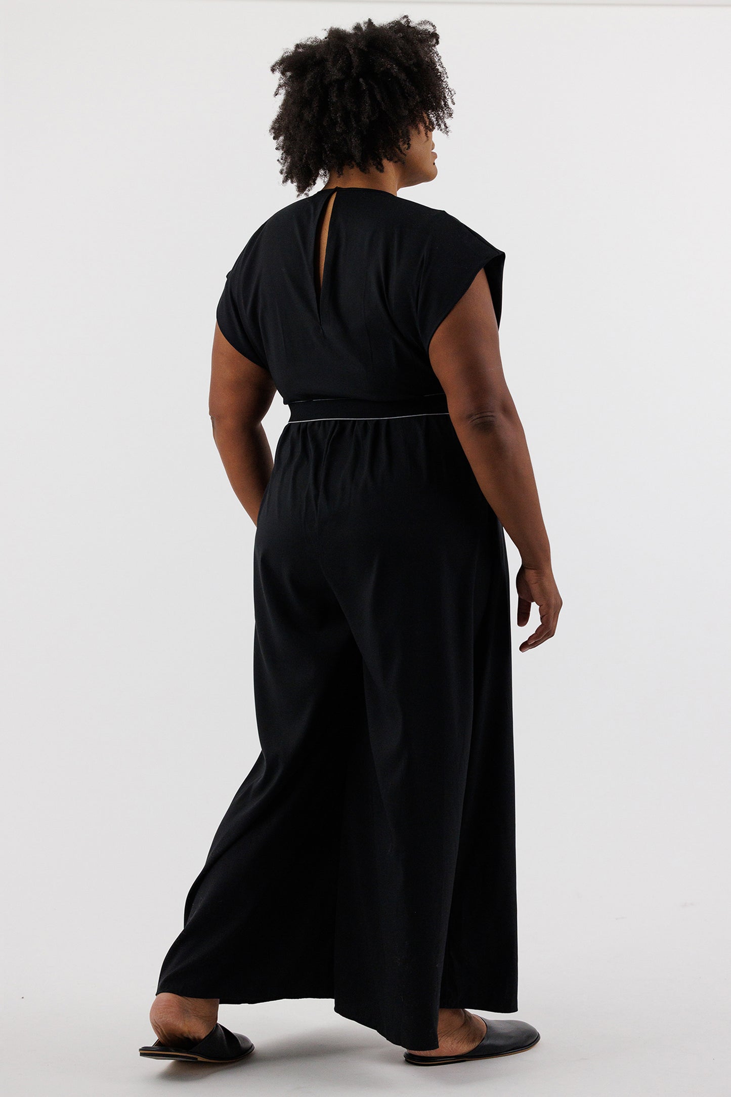 WIDE LEG JUMPSUIT