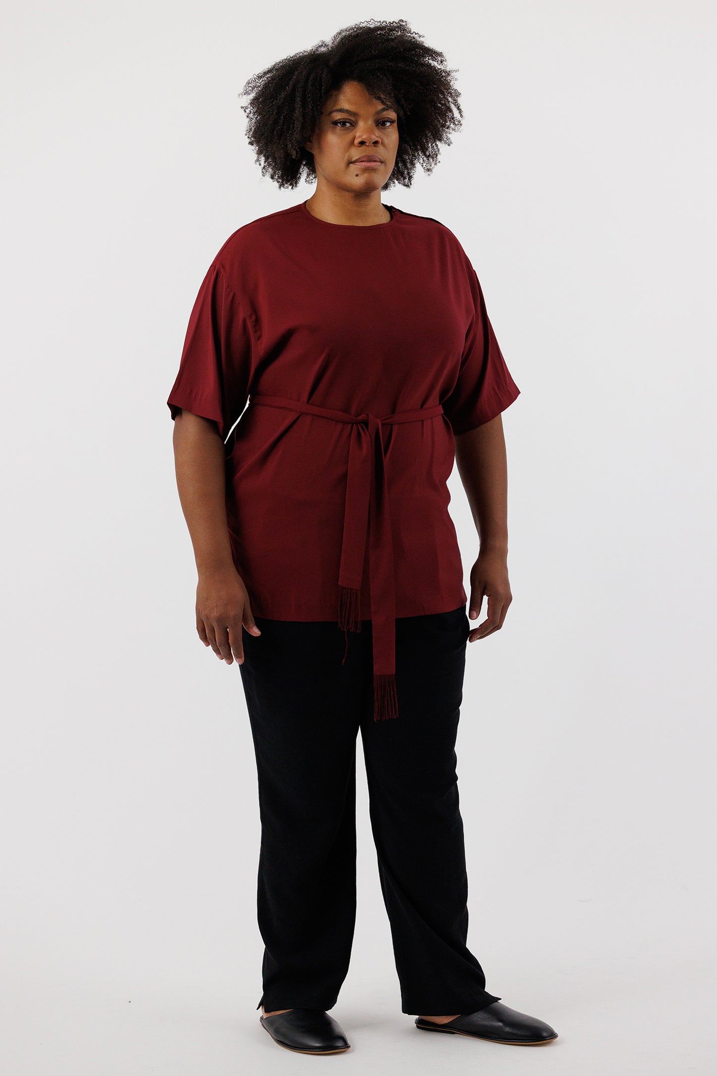 T SHIRT WITH TIE