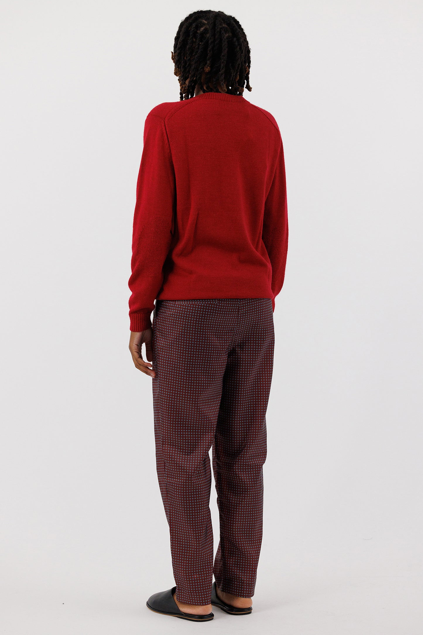 V NECK SWEATER
