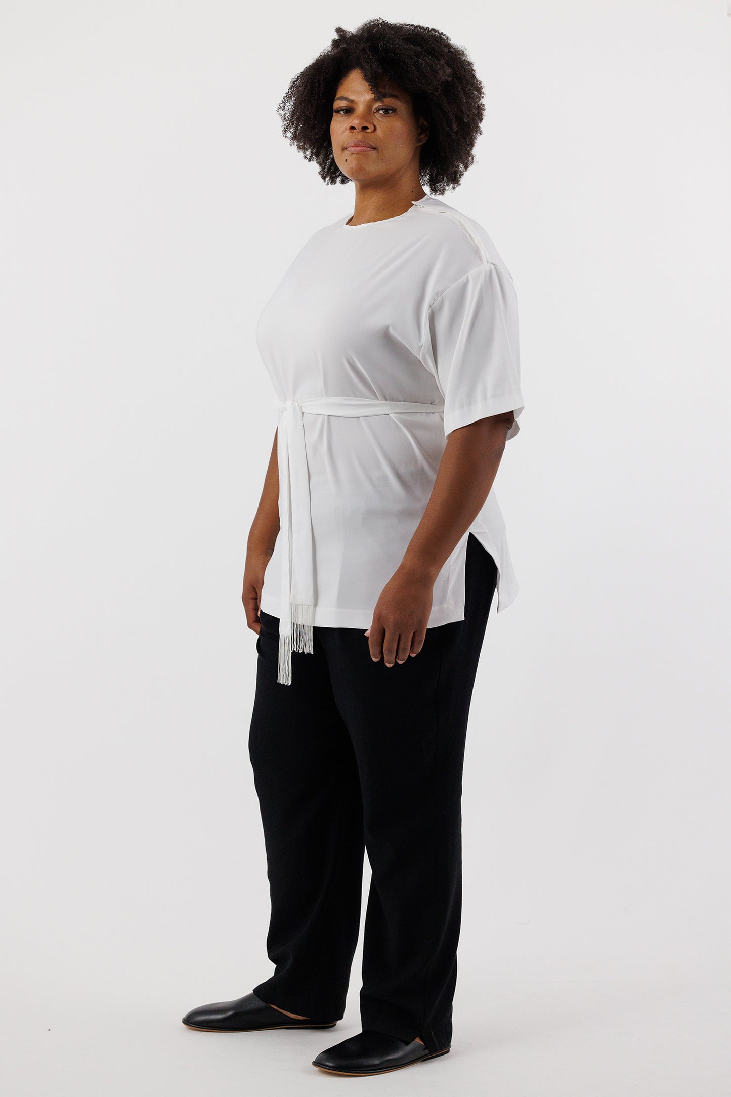 T SHIRT WITH TIE