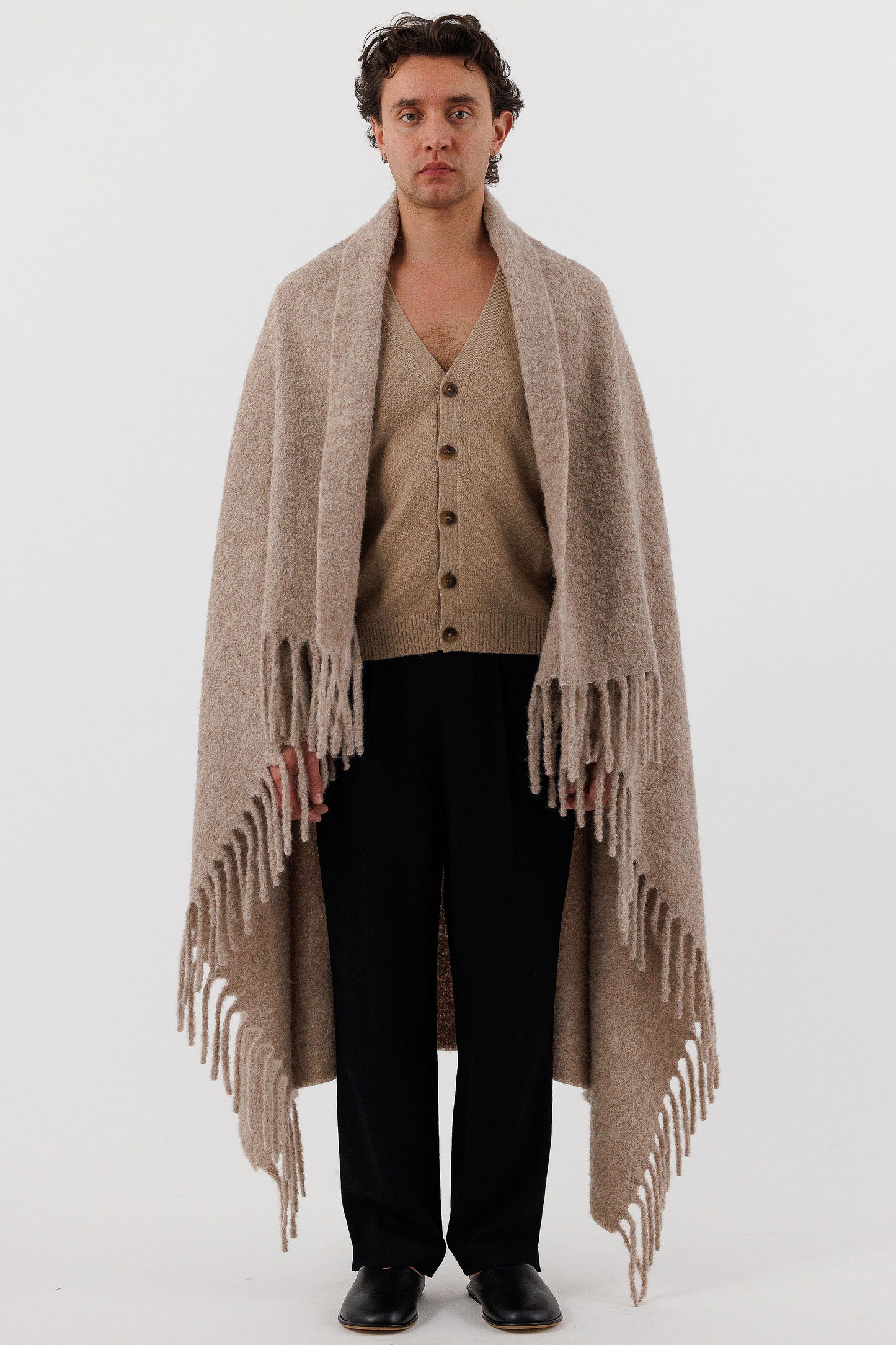 BOUCLE BRUSHED SHAWL