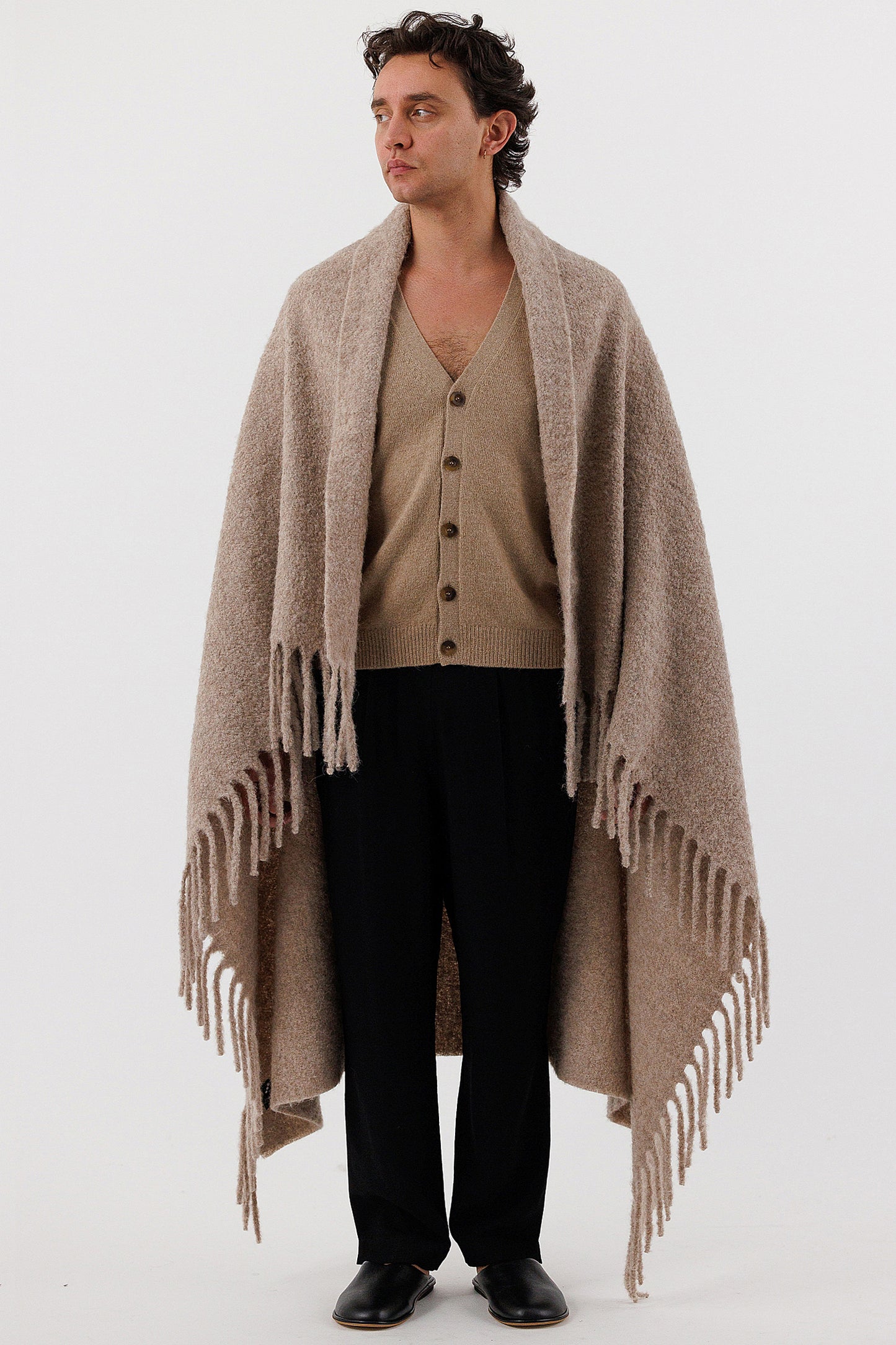 BOUCLE BRUSHED SHAWL