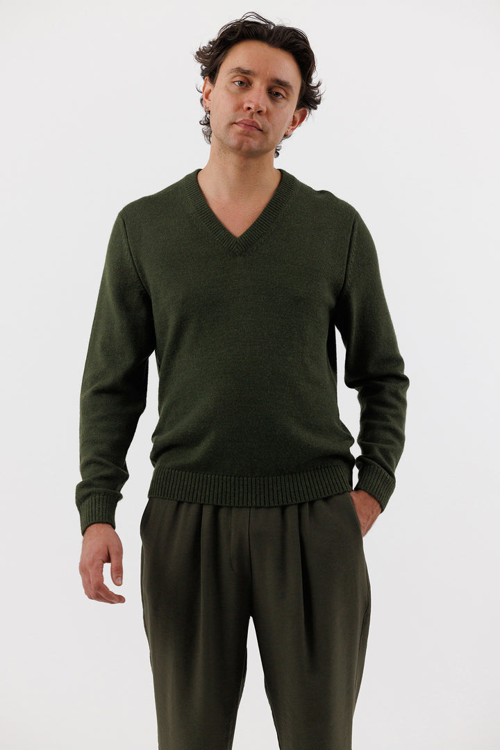 V NECK SWEATER