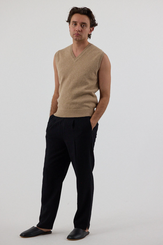 V NECK SWEATER VEST