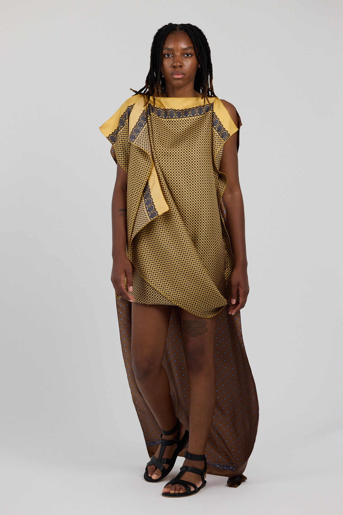 SCARF PRINT GOWN