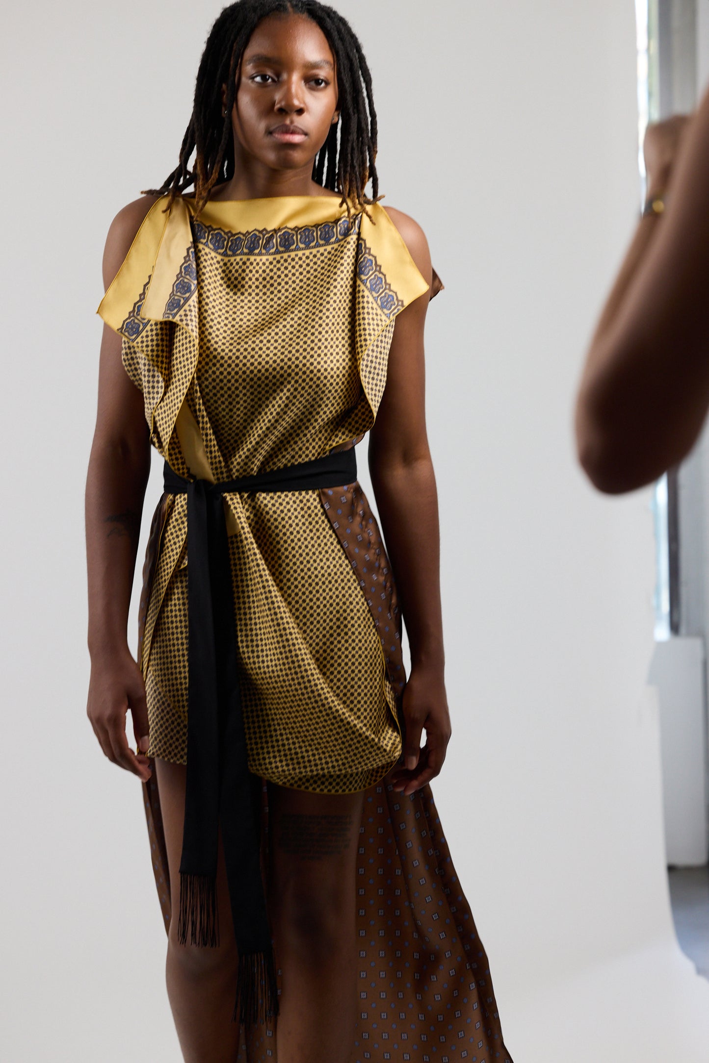 SCARF PRINT GOWN