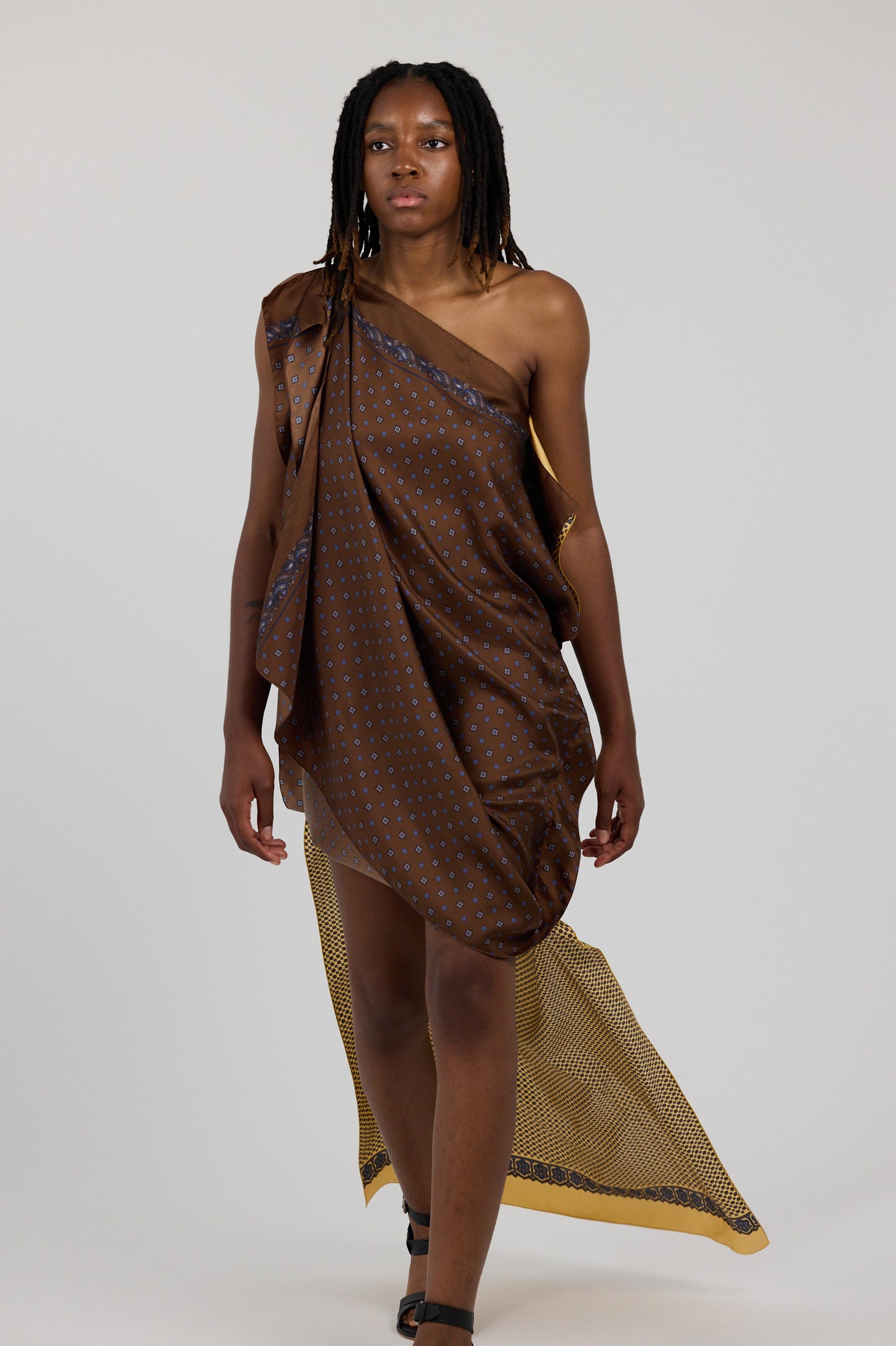 SCARF PRINT GOWN
