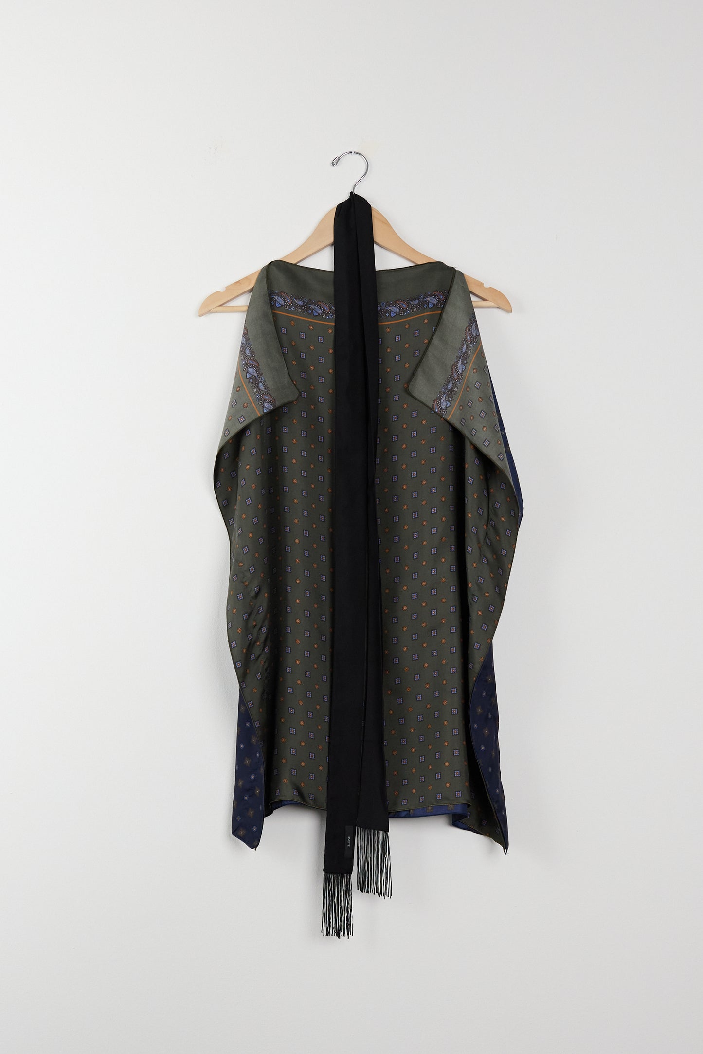 SCARF PRINT TOP